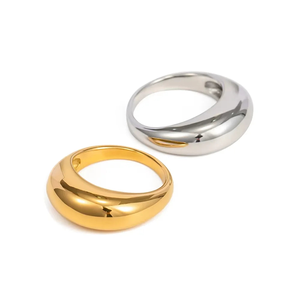 Leila Round 18k Ring