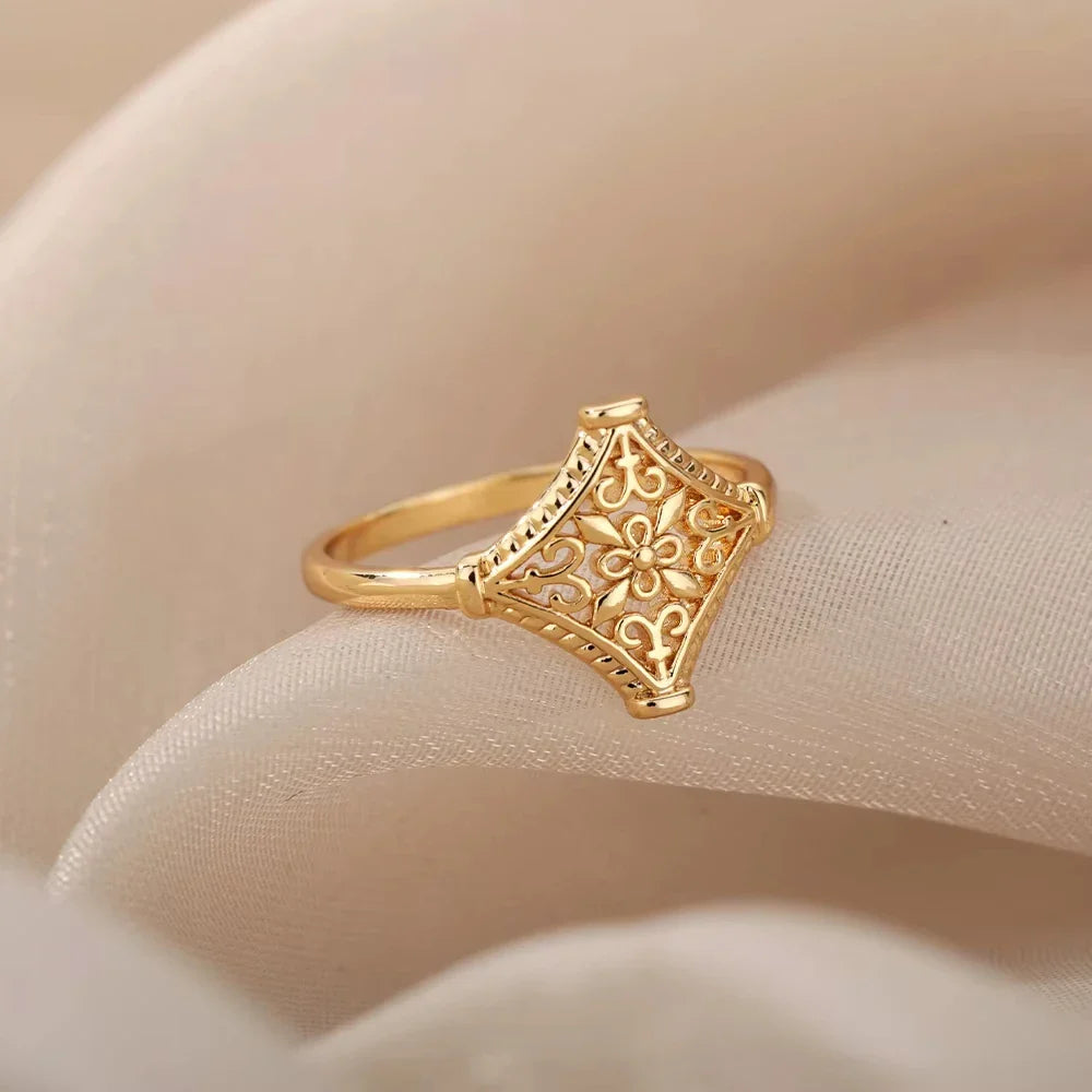 Vintage Flower Stainless Steel Gold Ring