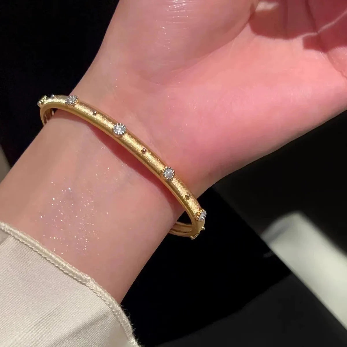 Mani Cuff