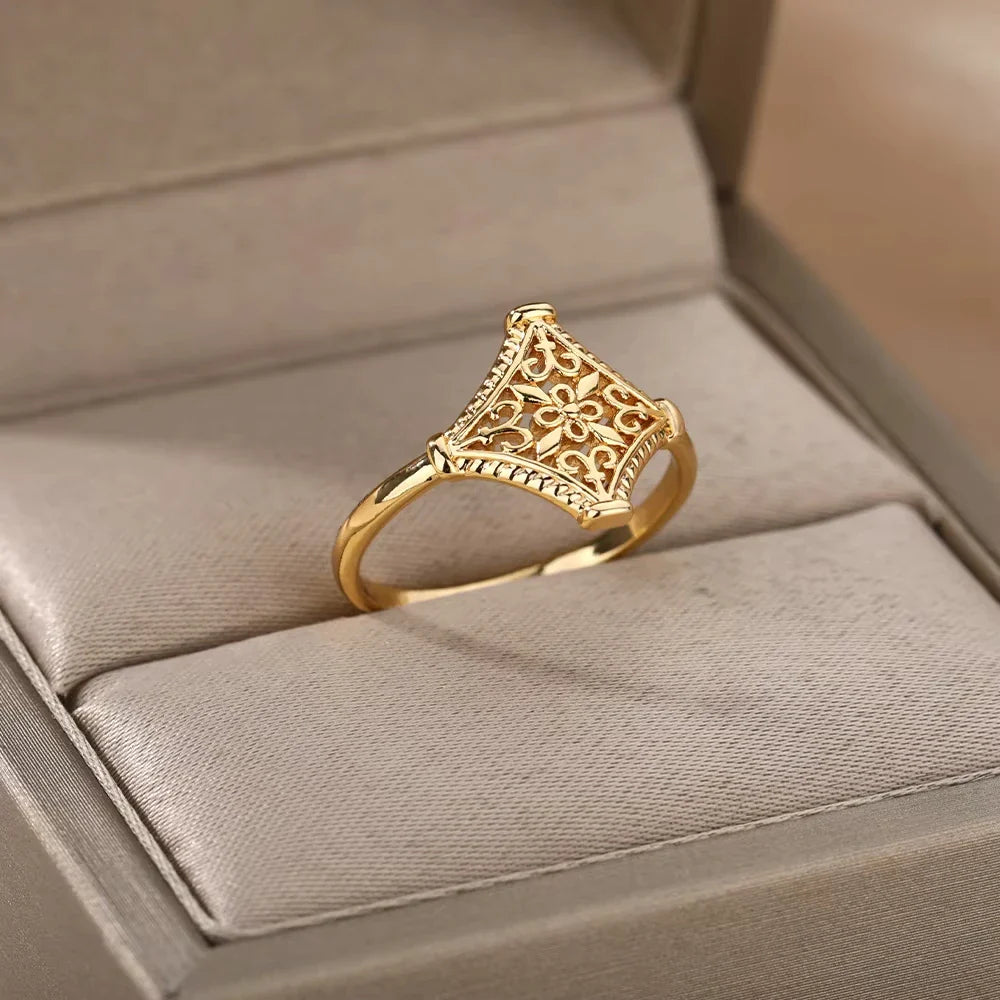 Vintage Flower Stainless Steel Gold Ring
